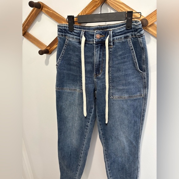 NWOT- JUDY BLUE CUFFED DENIM JOGGERS - Size 25 - Picture 4 of 11